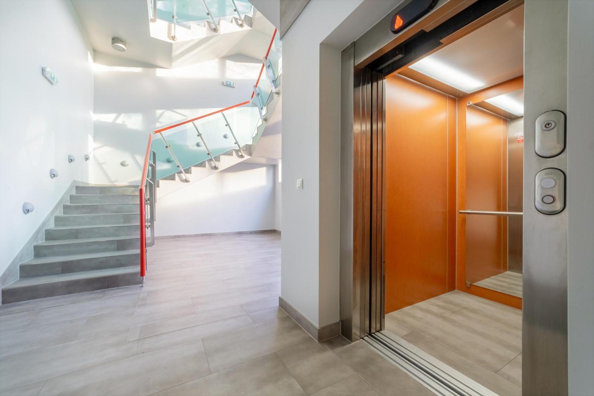 Imperial Apartment In Bohemia Residence By Rentez การ์โลวีวารี ภายนอก รูปภาพ