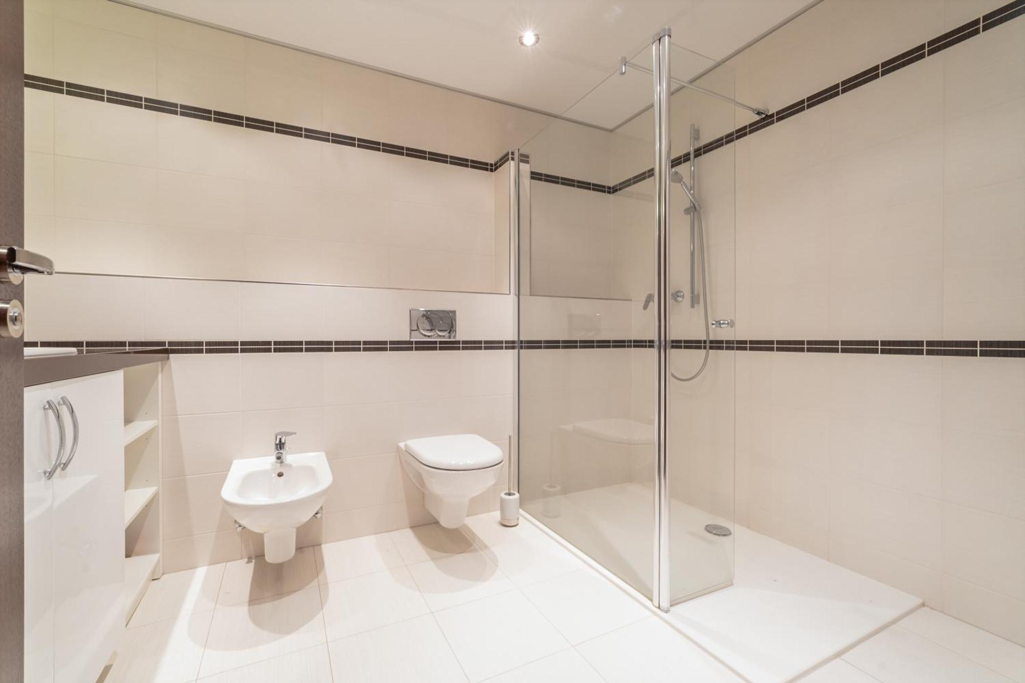 Imperial Apartment In Bohemia Residence By Rentez การ์โลวีวารี ภายนอก รูปภาพ