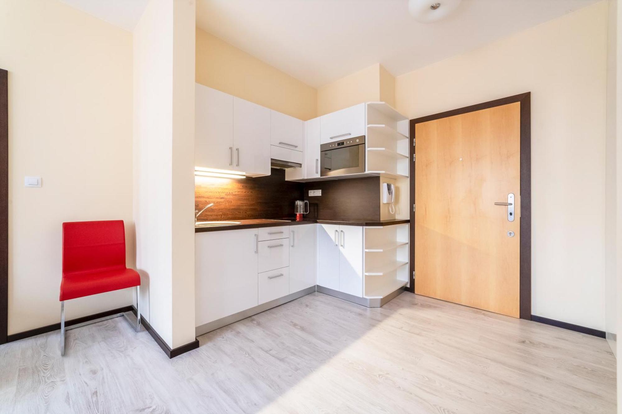 Imperial Apartment In Bohemia Residence By Rentez การ์โลวีวารี ภายนอก รูปภาพ