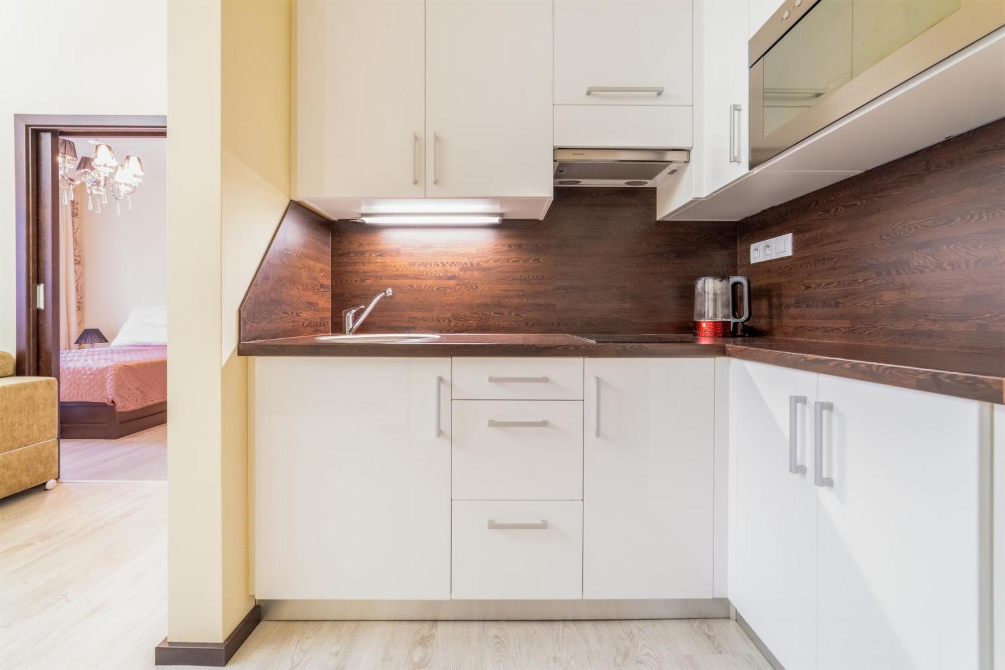 Imperial Apartment In Bohemia Residence By Rentez การ์โลวีวารี ภายนอก รูปภาพ