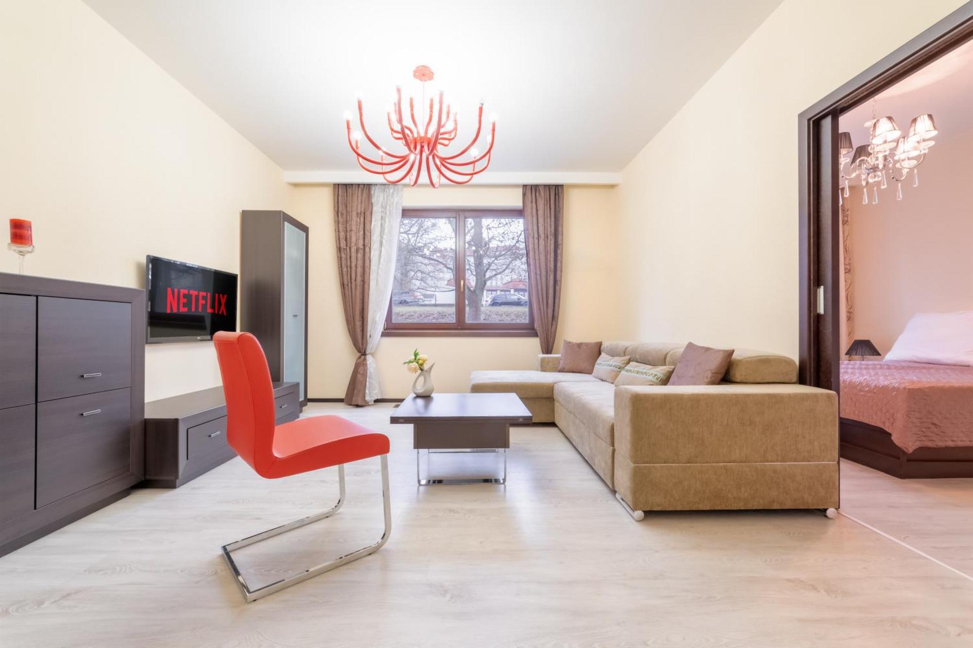 Imperial Apartment In Bohemia Residence By Rentez การ์โลวีวารี ภายนอก รูปภาพ