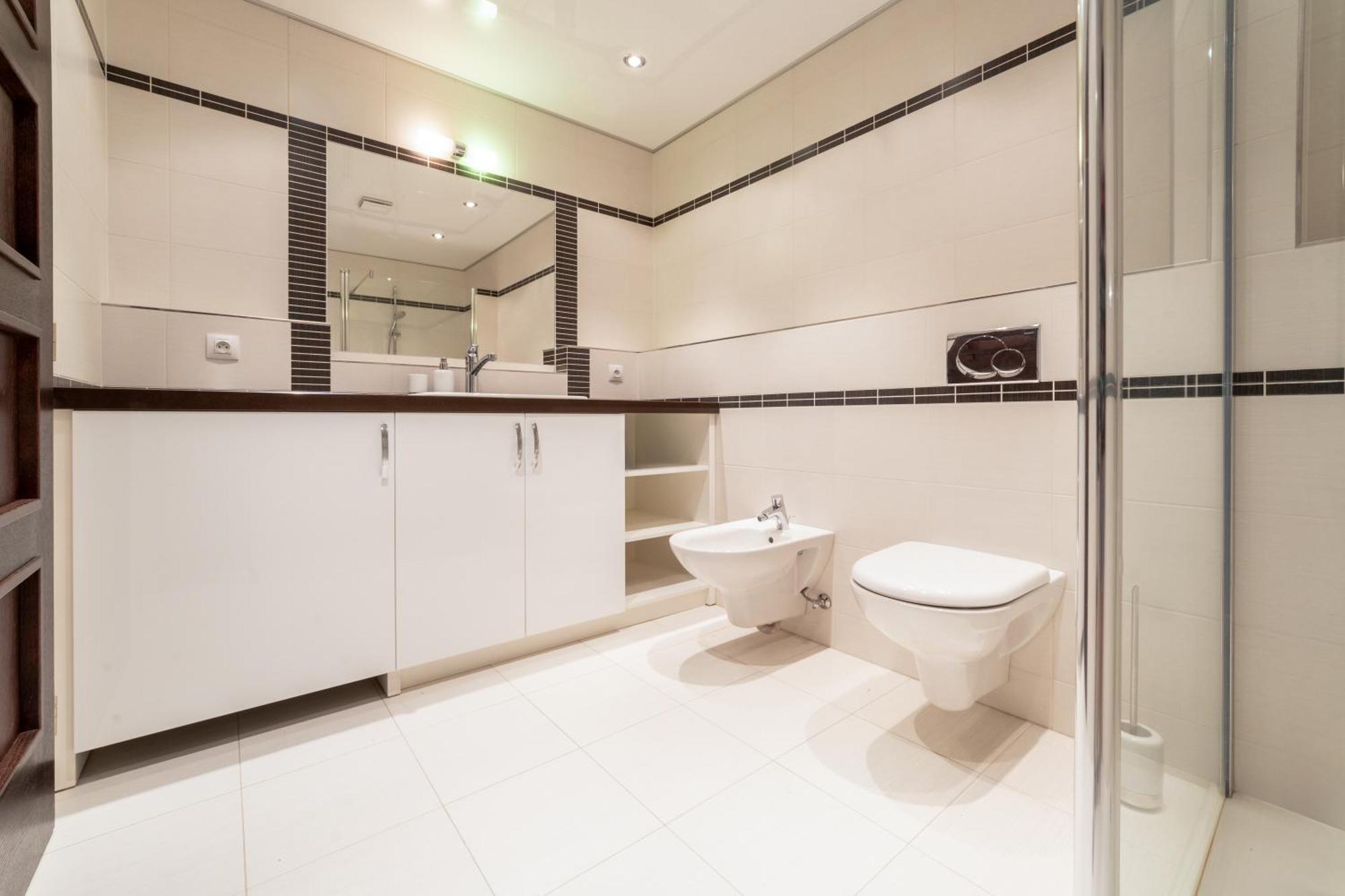 Imperial Apartment In Bohemia Residence By Rentez การ์โลวีวารี ภายนอก รูปภาพ